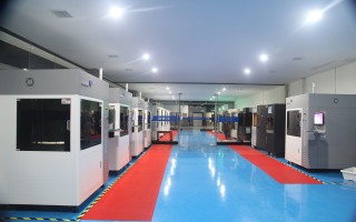 浙江创想科技有限公司 浙江创想视界取得镀膜光学玻璃表面检测装置专利，便于对玻璃试件进行限位